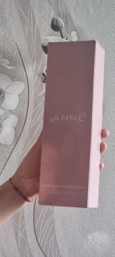 Четка за коса ANNE с бутон за почистване photo review