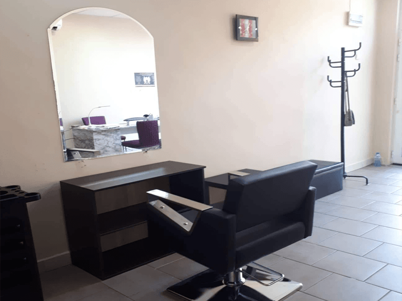 Салона преди