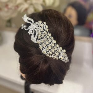 Украшение за глава с птица и перлена опашка